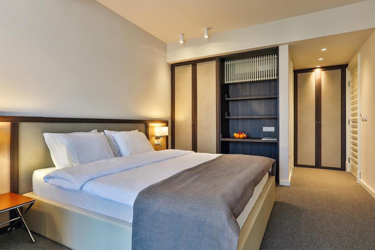 Hotel Bono Budva Exteriör bild
