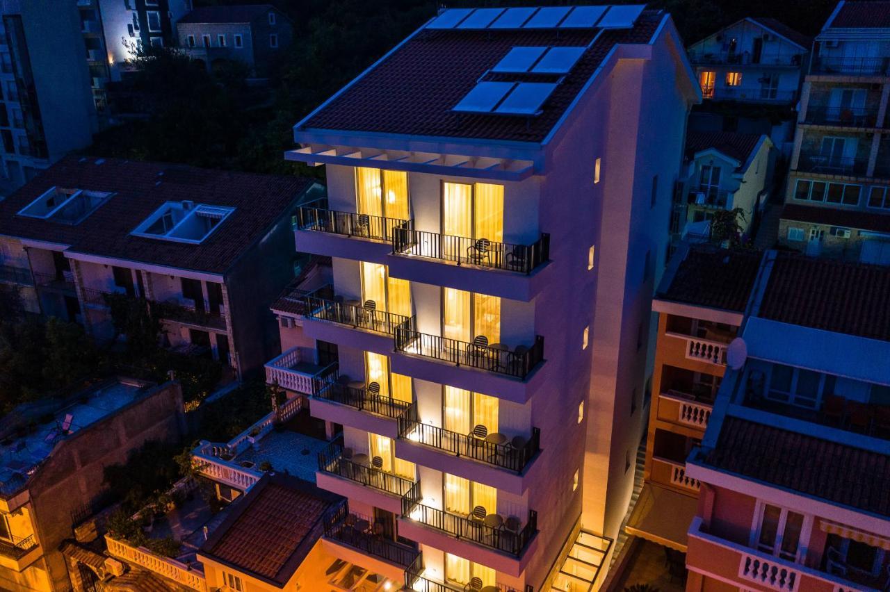 Hotel Bono Budva Exteriör bild
